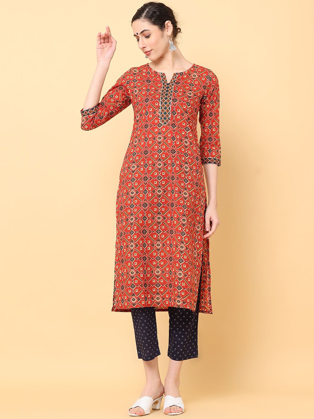 

all about you Red Floral Printed Pure Cotton Straight Kurta With Trousers & Dupatta