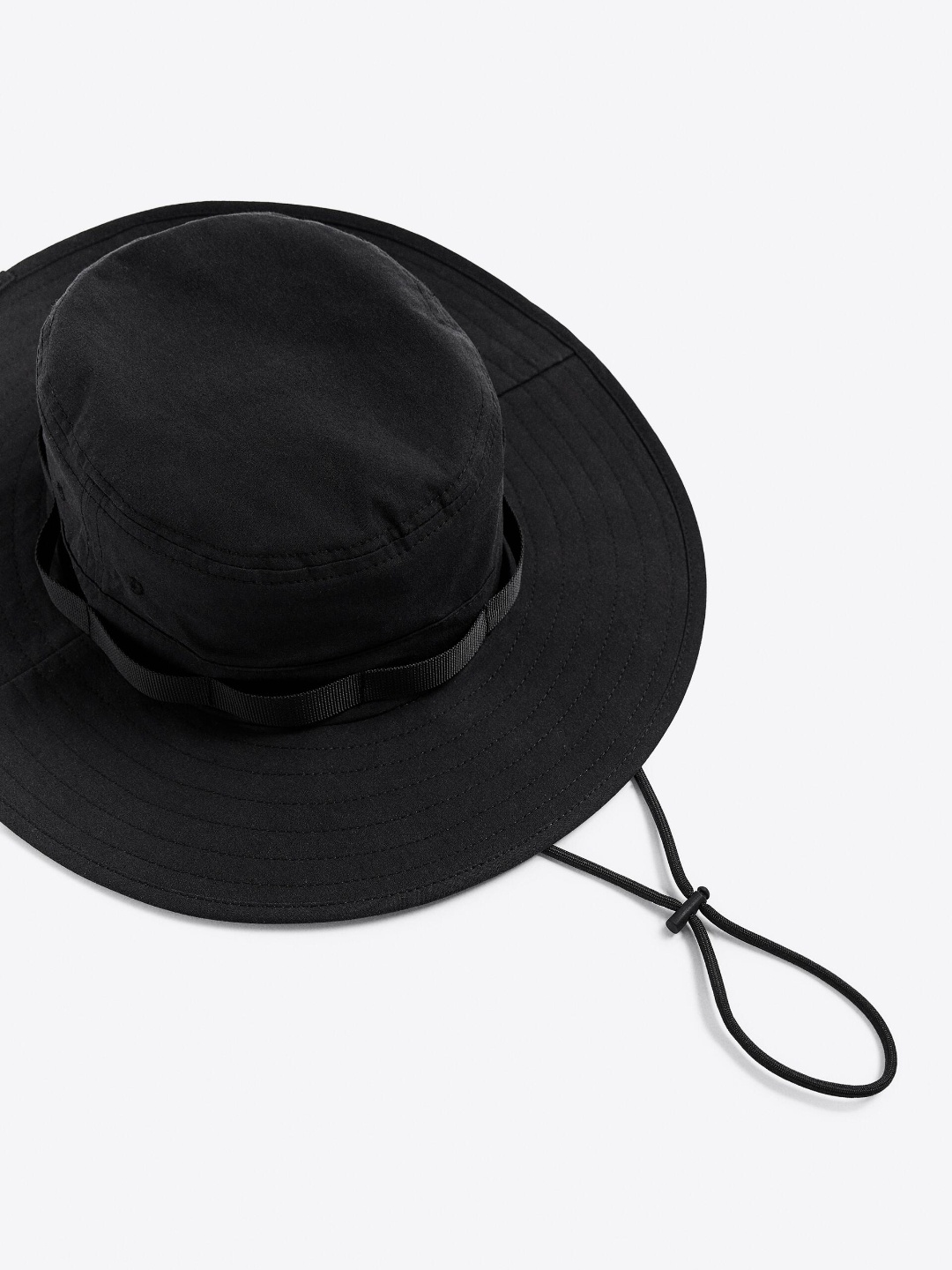 

ZARA Men Black Hat