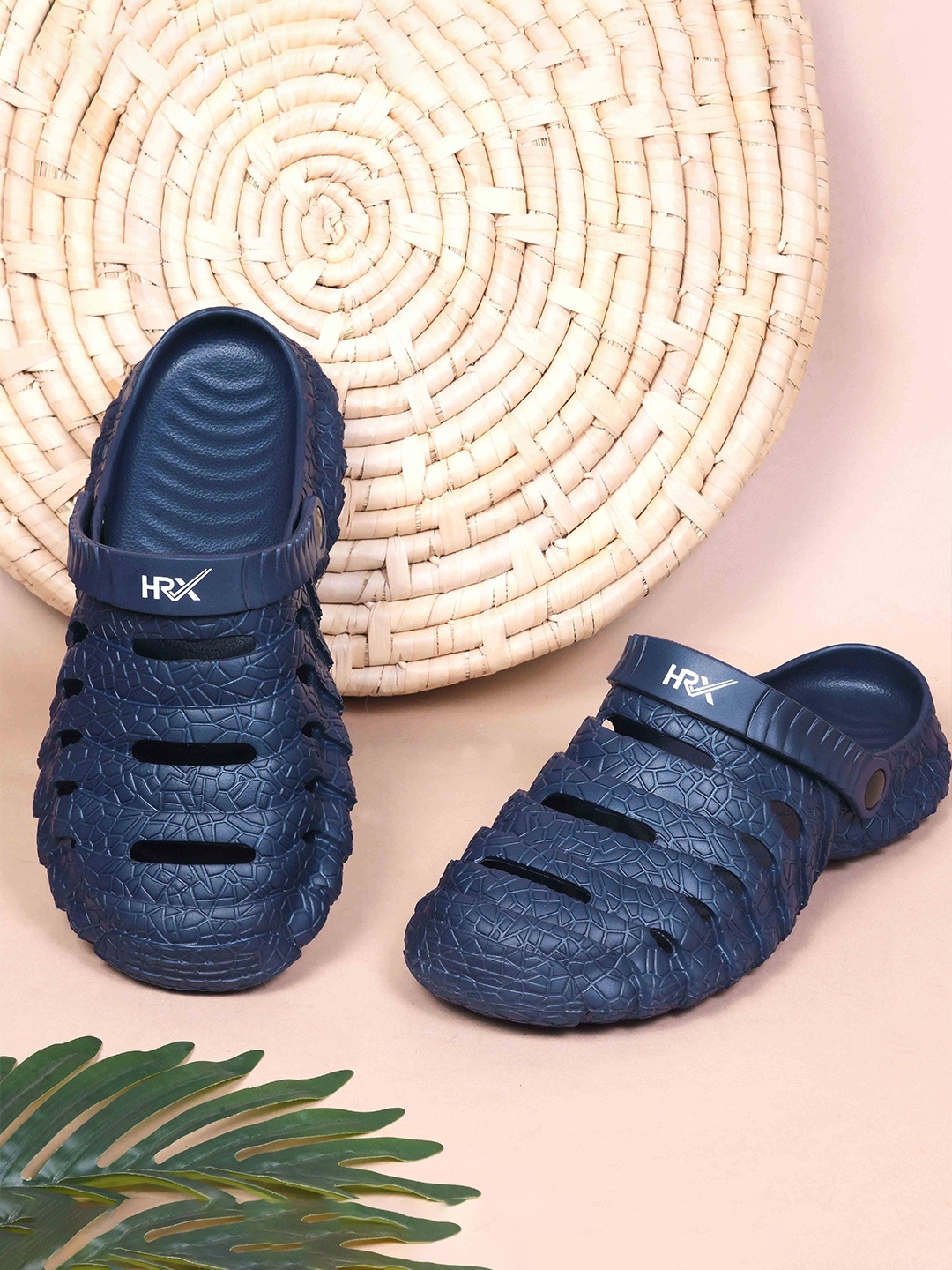 

HRX by Hrithik Roshan Men Rubber Clogs, Navy blue