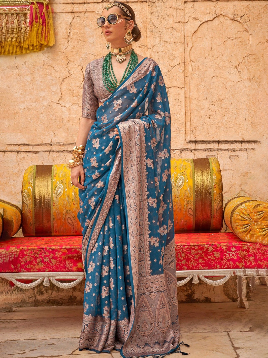 

MySilkLove Floral Woven Design Zari Pure Georgette Saree, Blue