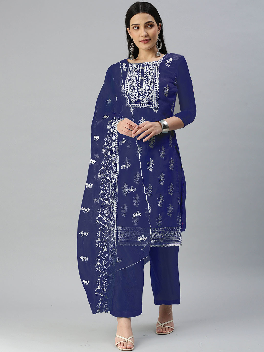 

Maroosh Floral Embroidered Organza Unstitched Dress Material, Blue