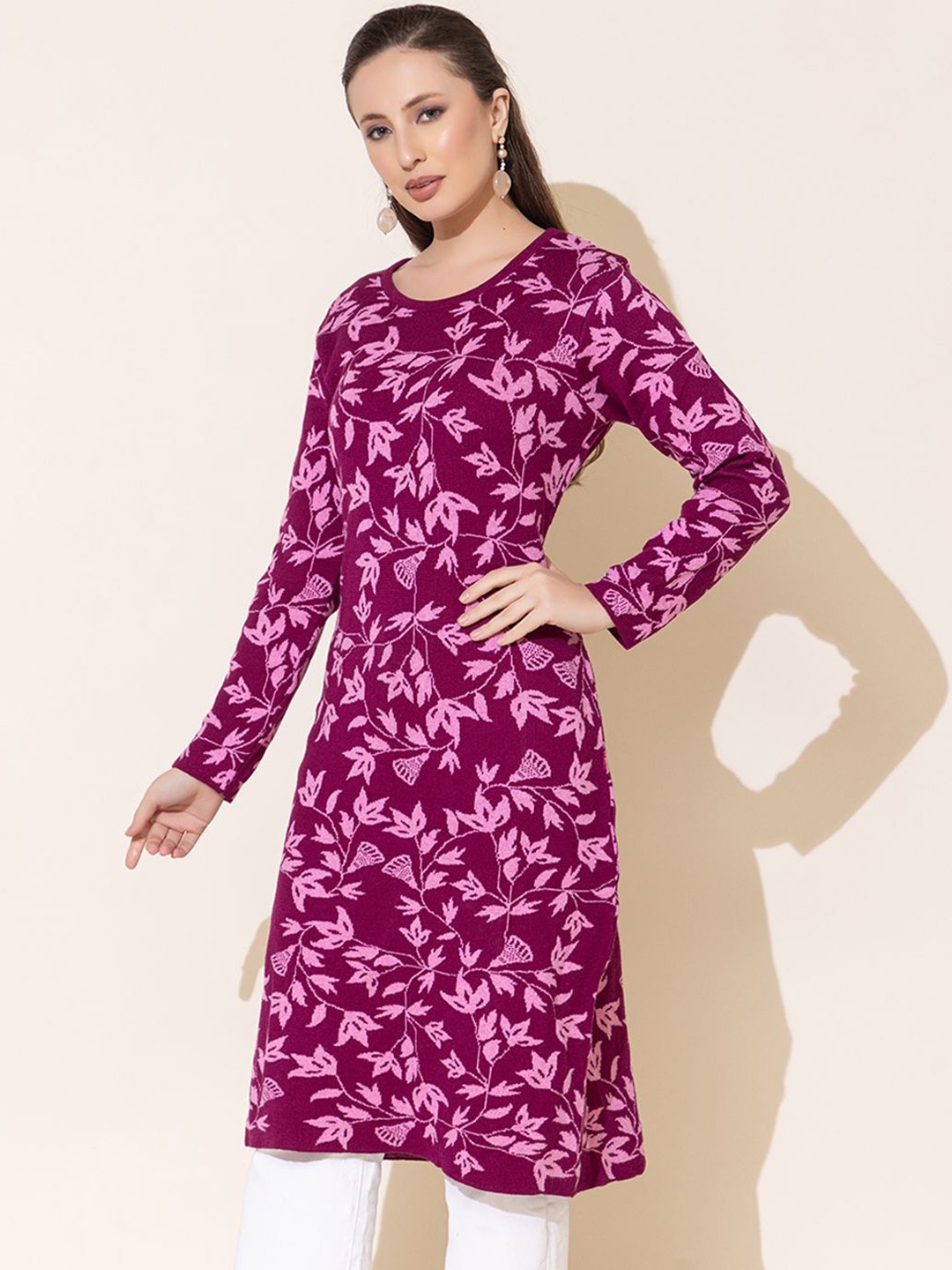 

Anouk Purple Floral Woven Design Round Neck Jacquard Straight Kurta