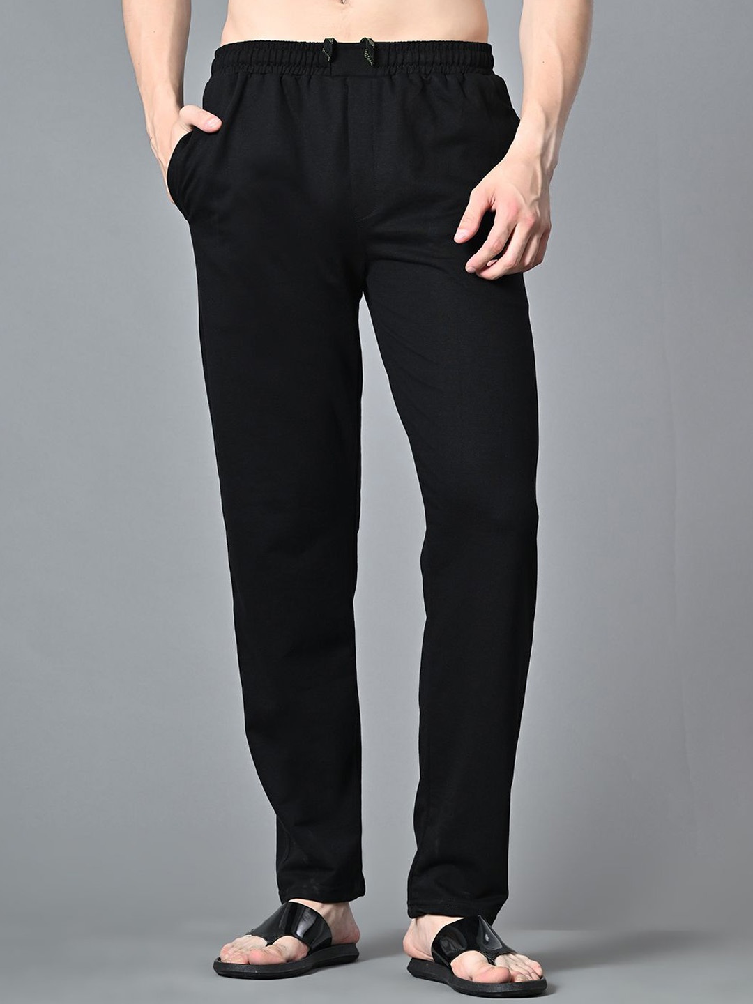 

FITINC Men Mid Rise Antimicrobial Breathable Cotton Track Pant, Black