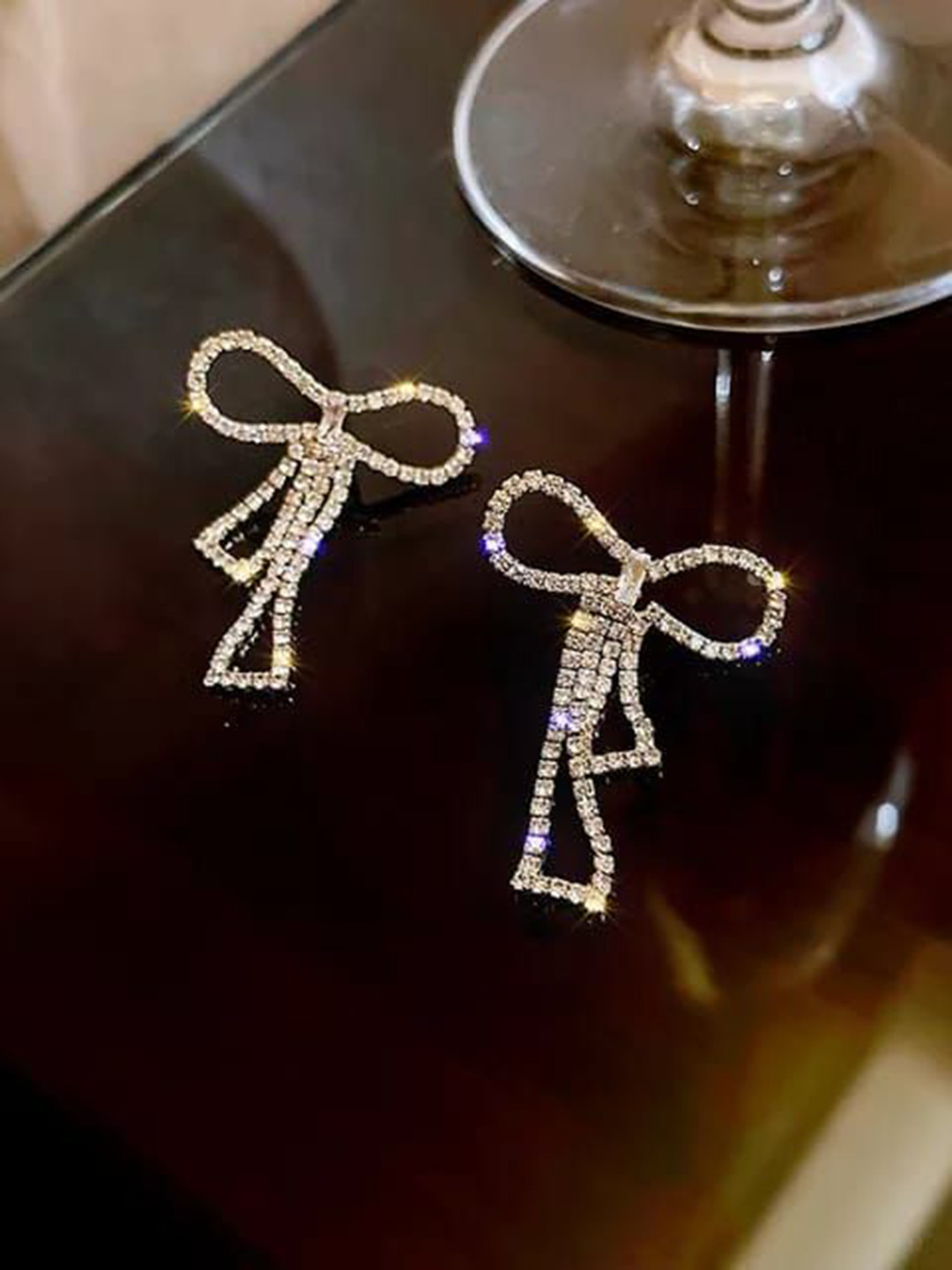

YU FASHIONS Geometric Drop Earrings, Gold