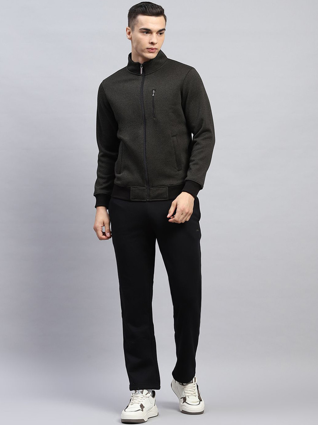 

Monte Carlo Men Mid-Rise Tracksuits, Black