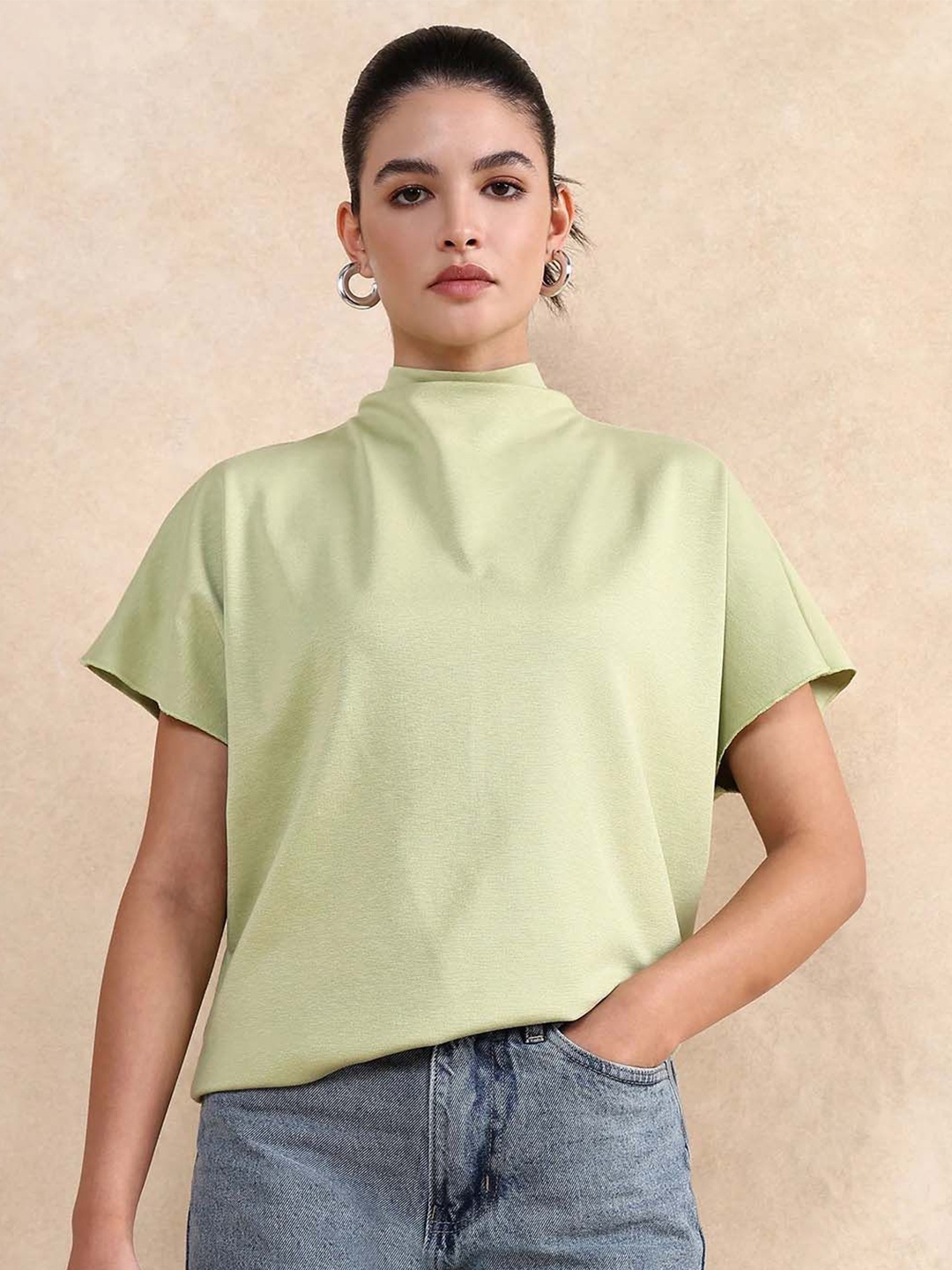 

RAREISM Women Solid Cotton Boxy Top, Green