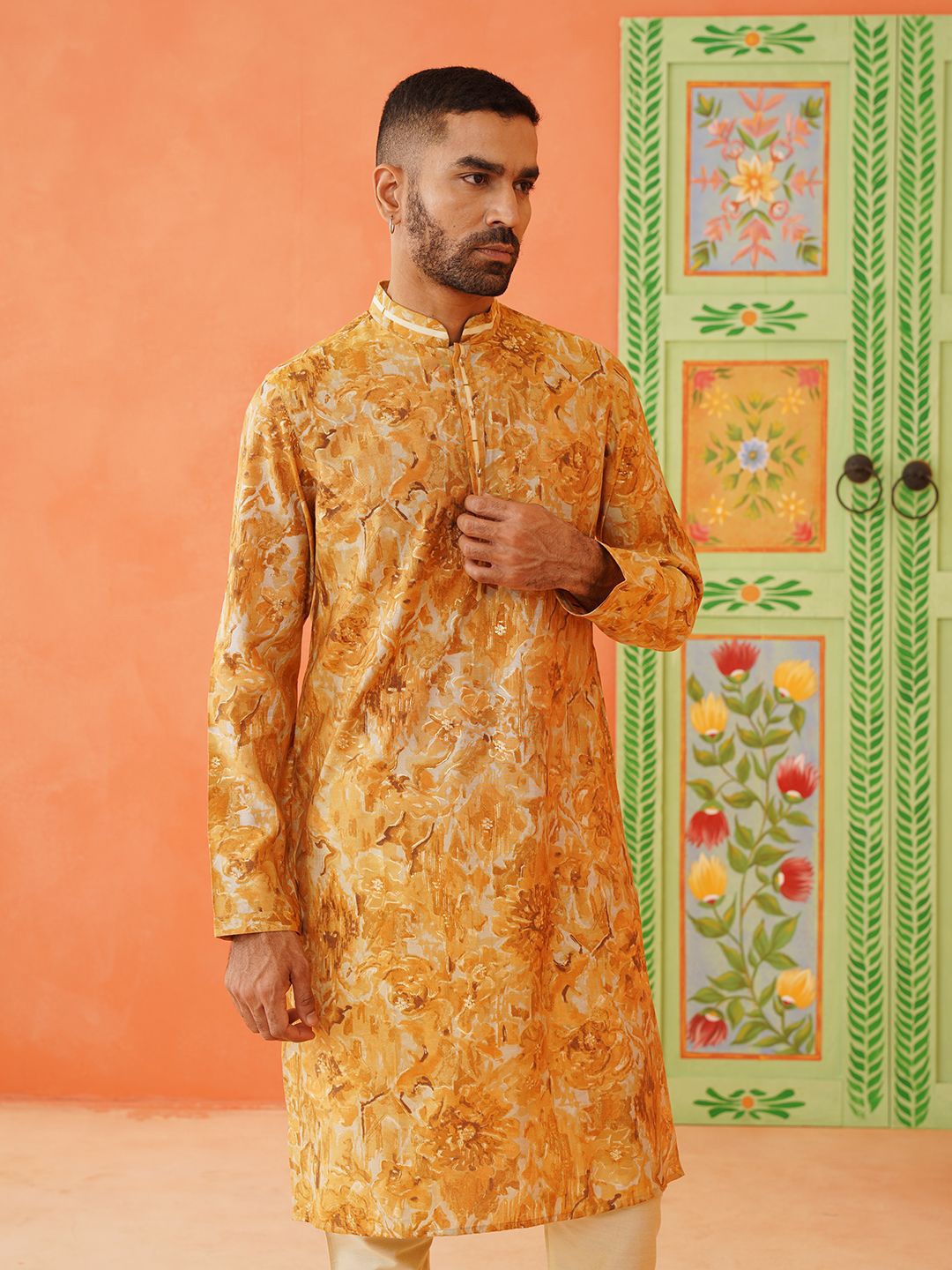 

TheEthnic.Co Abstract Printed Mandarin Collar Pure Cotton Straight Kurta, Yellow