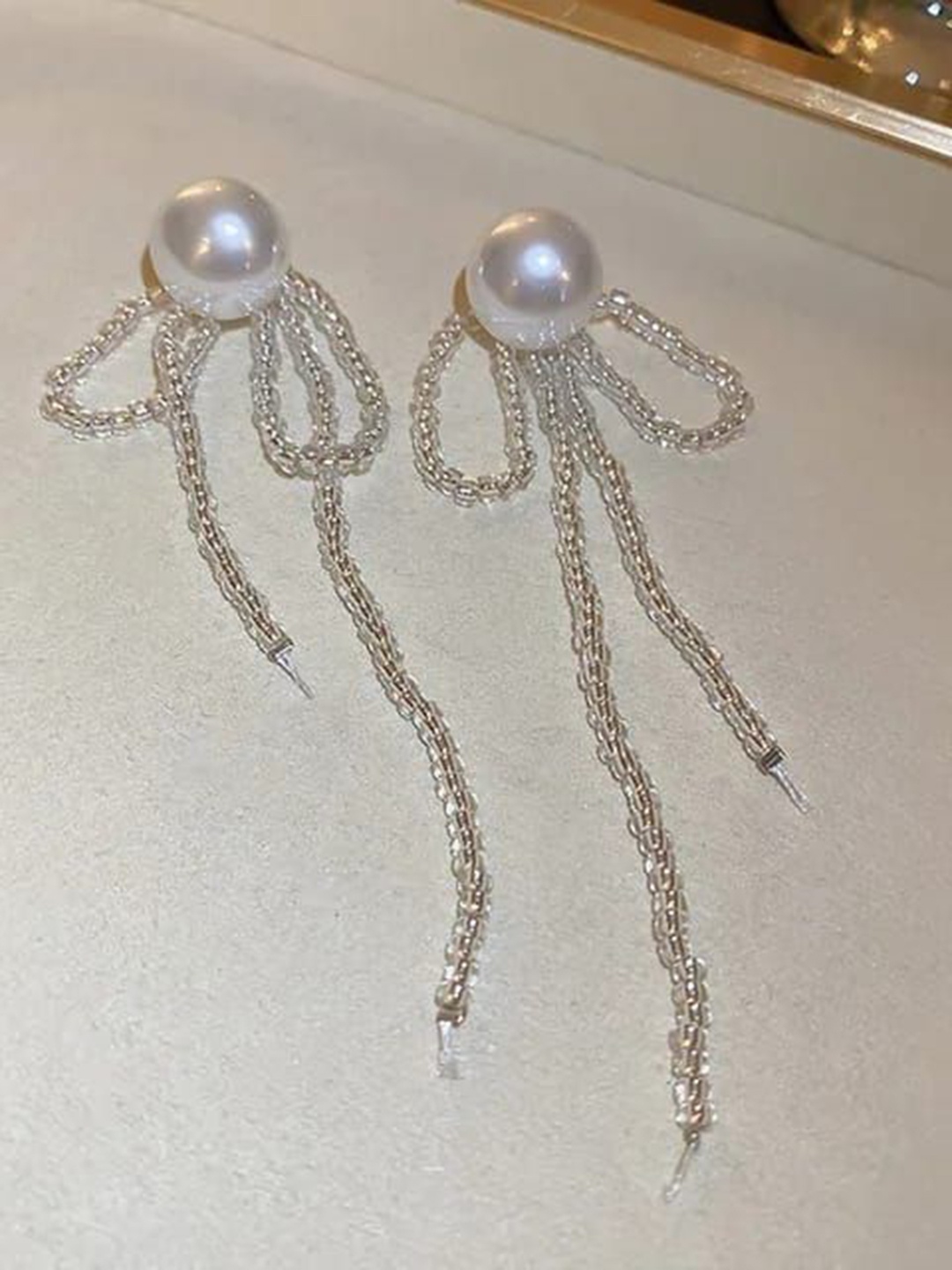 

YU FASHIONS Geometric Rhinestone Studded Drop Earrings, White