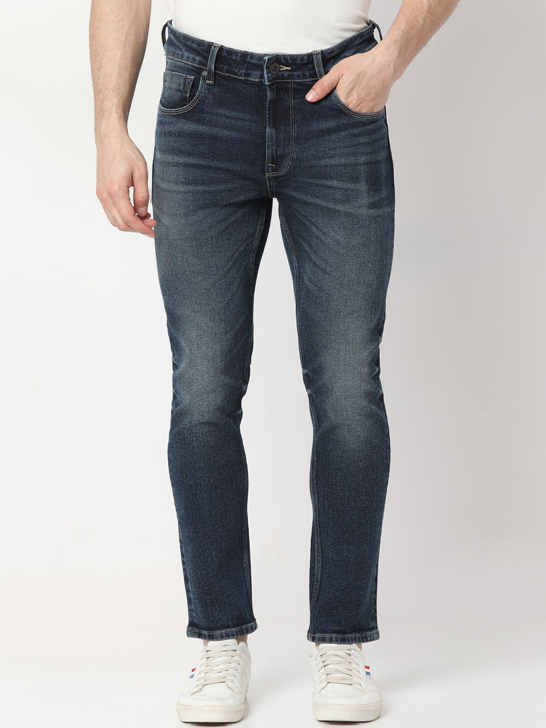 

SPYKAR Men Regular Fit Light Fade Stretchable Jeans, Blue