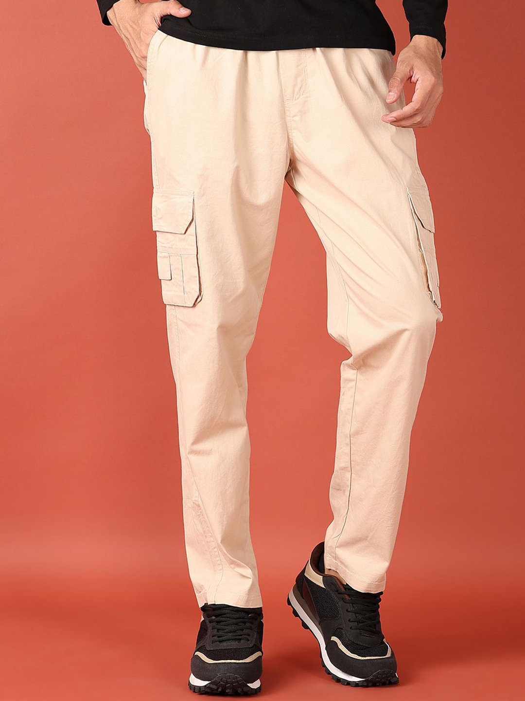 

V-Mart Men Solid Mid Rise Regular Fit Track Pants, Cream