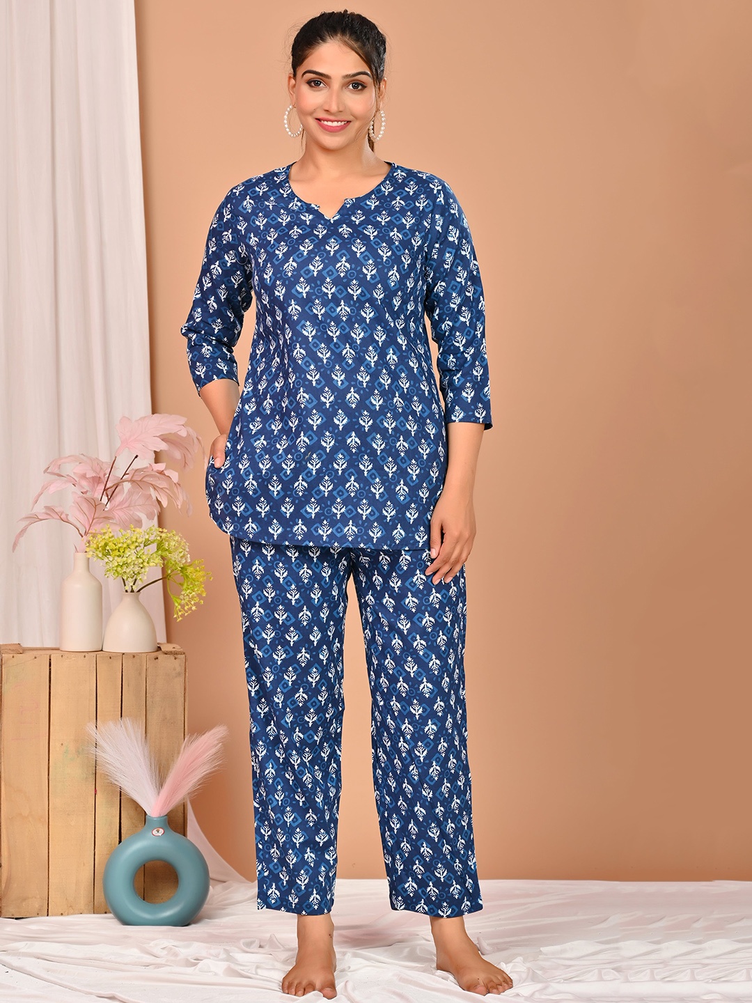 

MISS REKHA Women Ethnic Motifs Printed Night suit, Blue