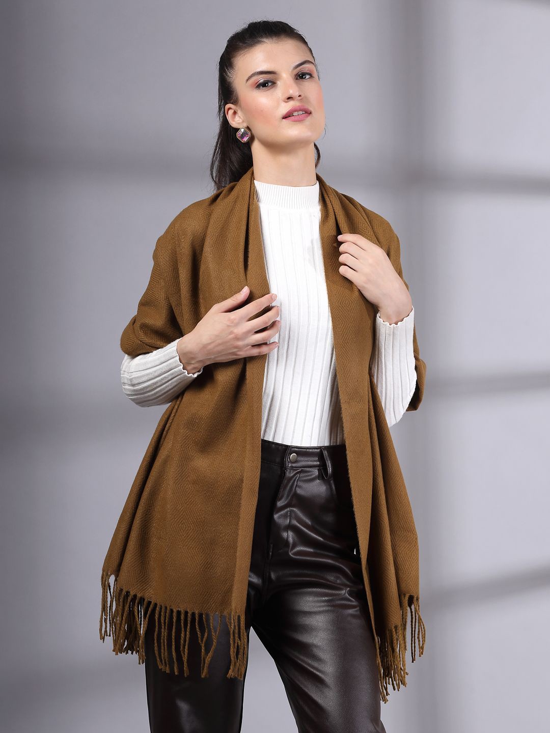 

Mafadeny Women Winter Stole, Brown