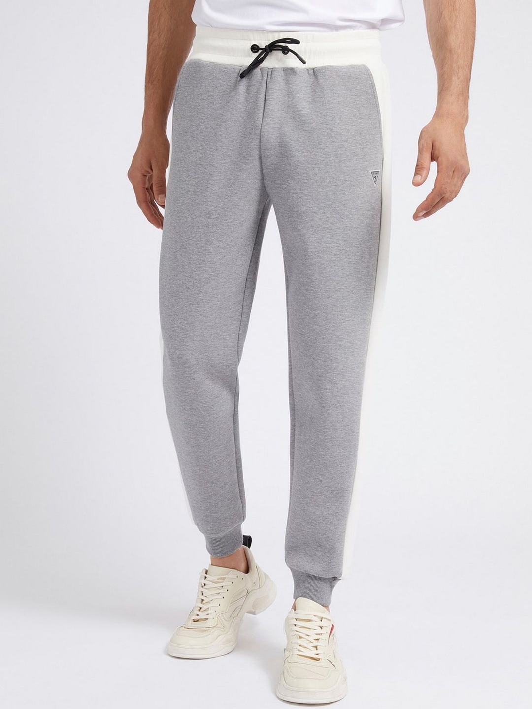 

GUESS Men Mid Rise Jogger, Grey