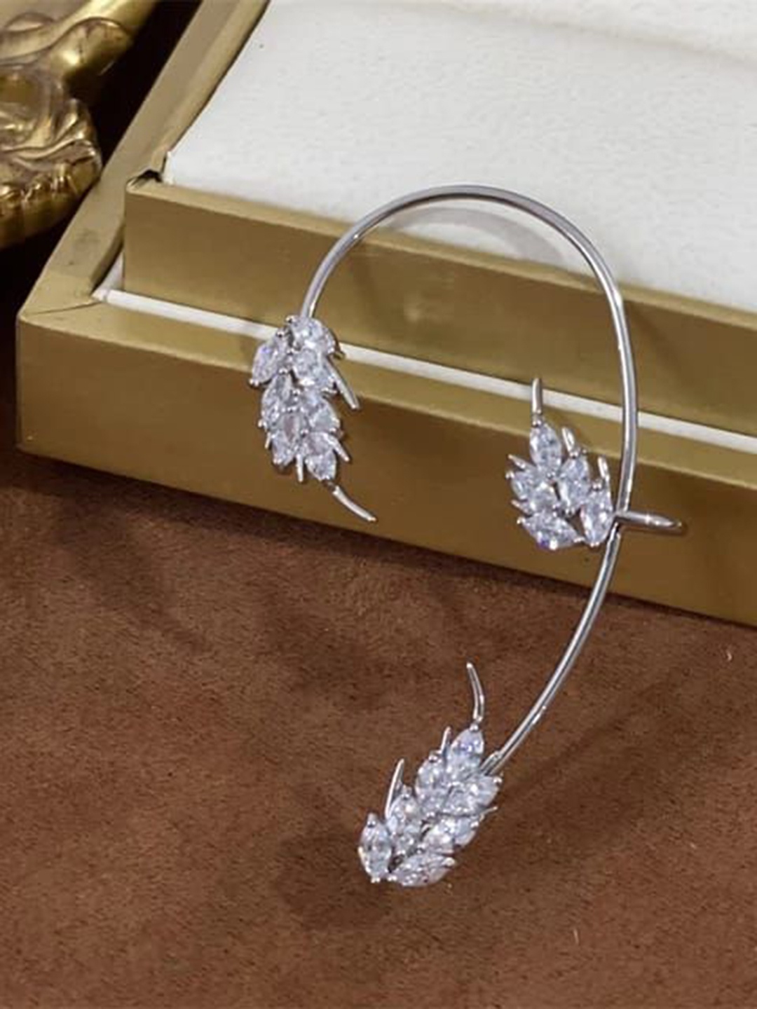 

YU FASHIONS Geometric Drop Earrings, Silver