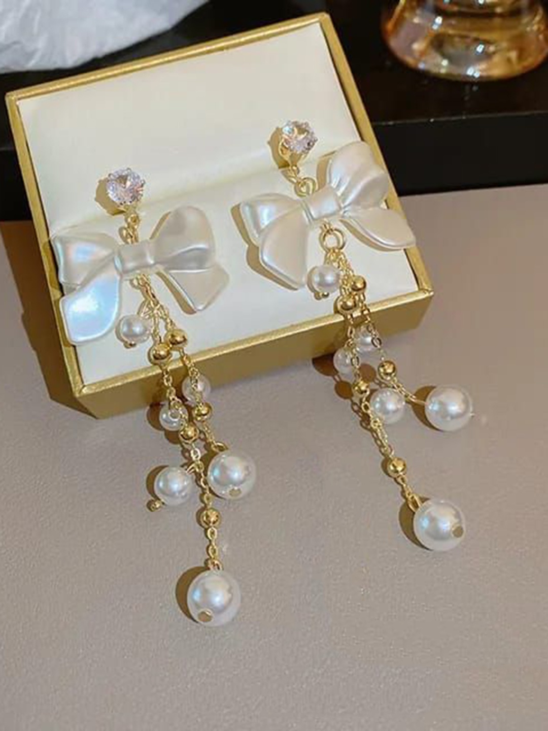 

YU FASHIONS Gold-Plated Rhinestone Studded Floral Drop Earrings