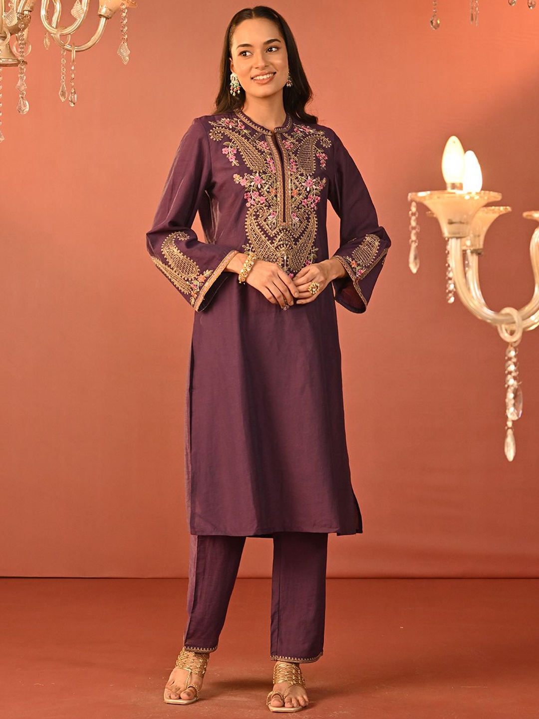 

Lakshita Embroidered Mandarin Collar Tunic & Trouser, Purple