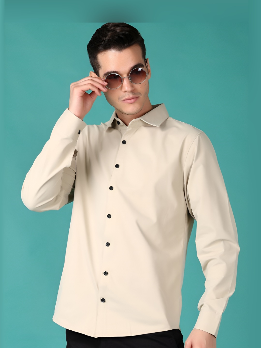 

V-Mart Men Mandarin Collar Pockets T-shirt, Beige