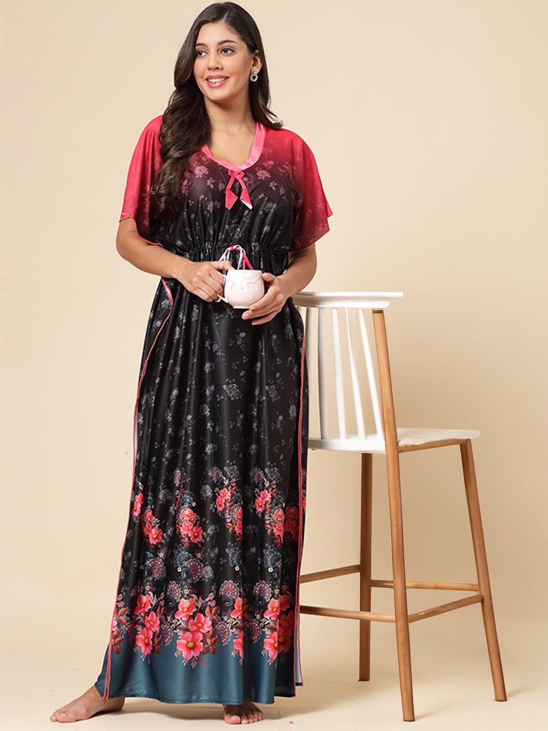 

CHUI MUI Women Printed Maxi Kaftan nightdress, Black