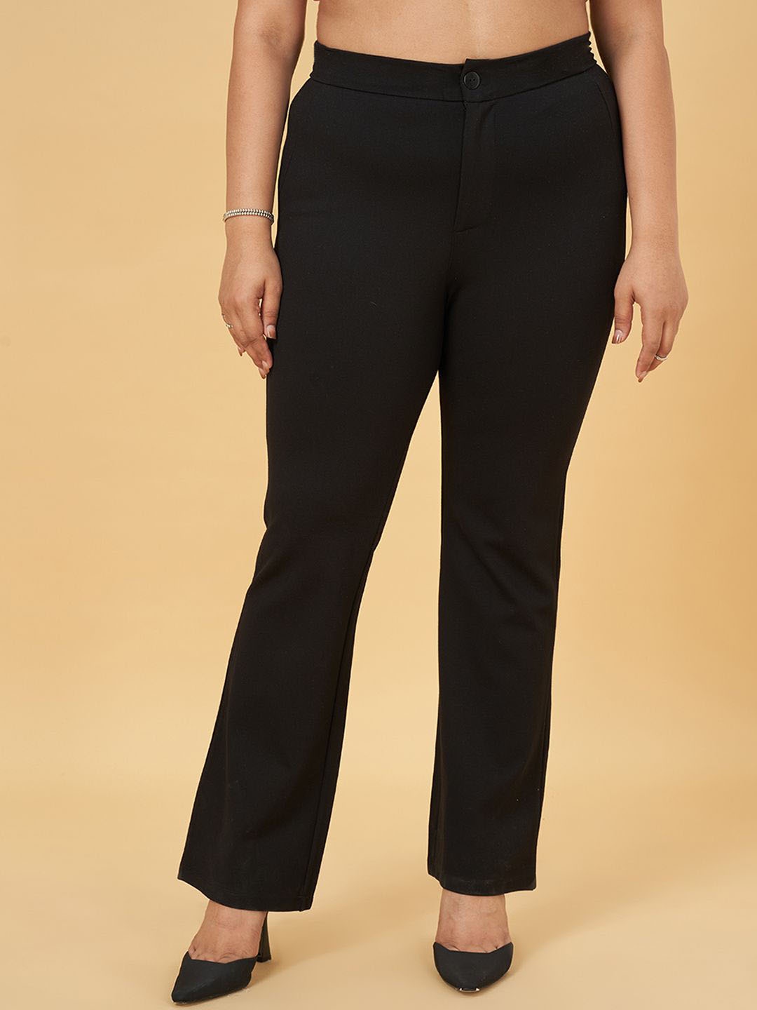 

Honey Curvytude by Pantaloons Mid Rise Casual Trousers, Black