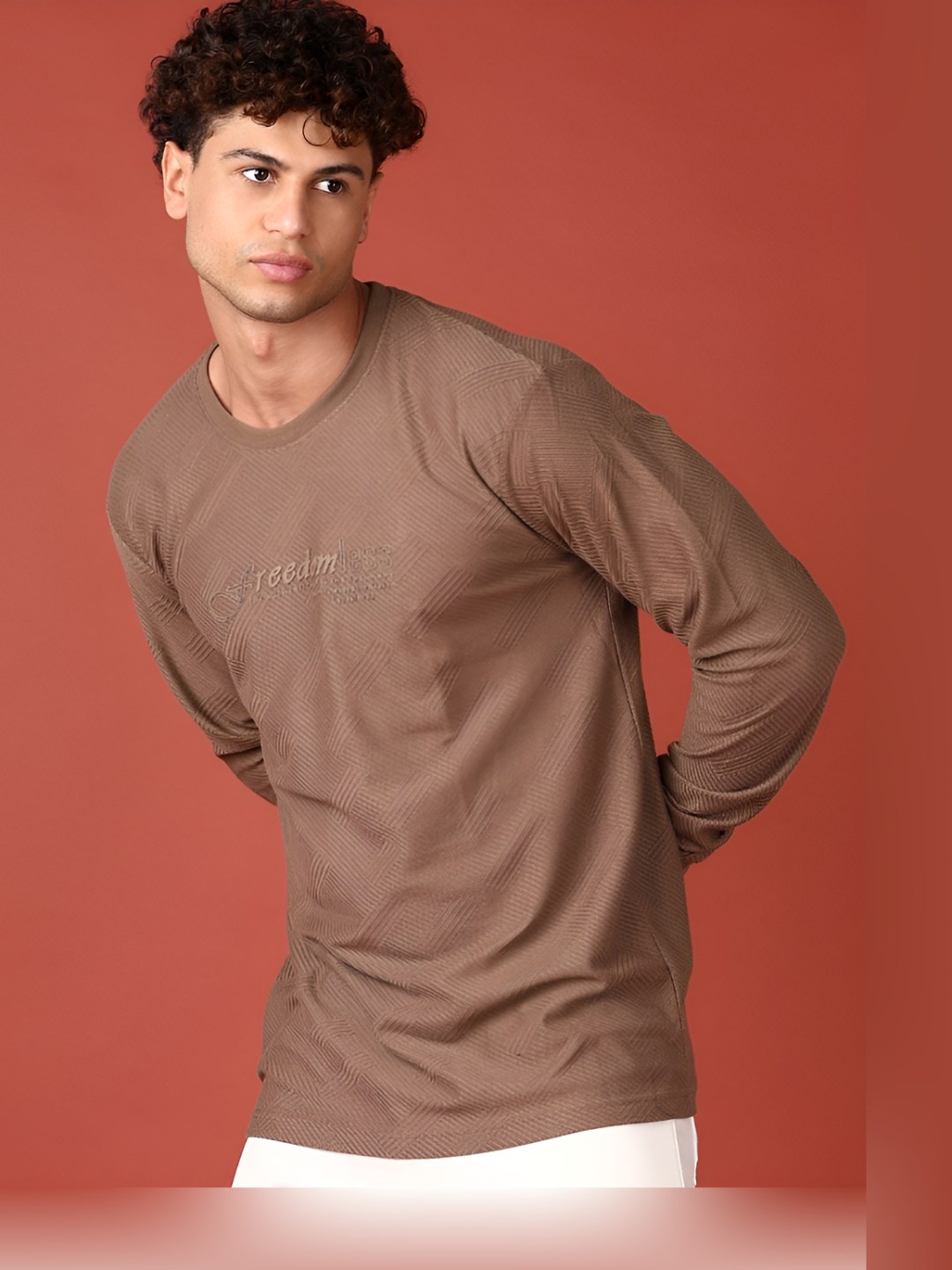 

V-Mart Men Solid Round Neck Cotton T-shirt, Brown