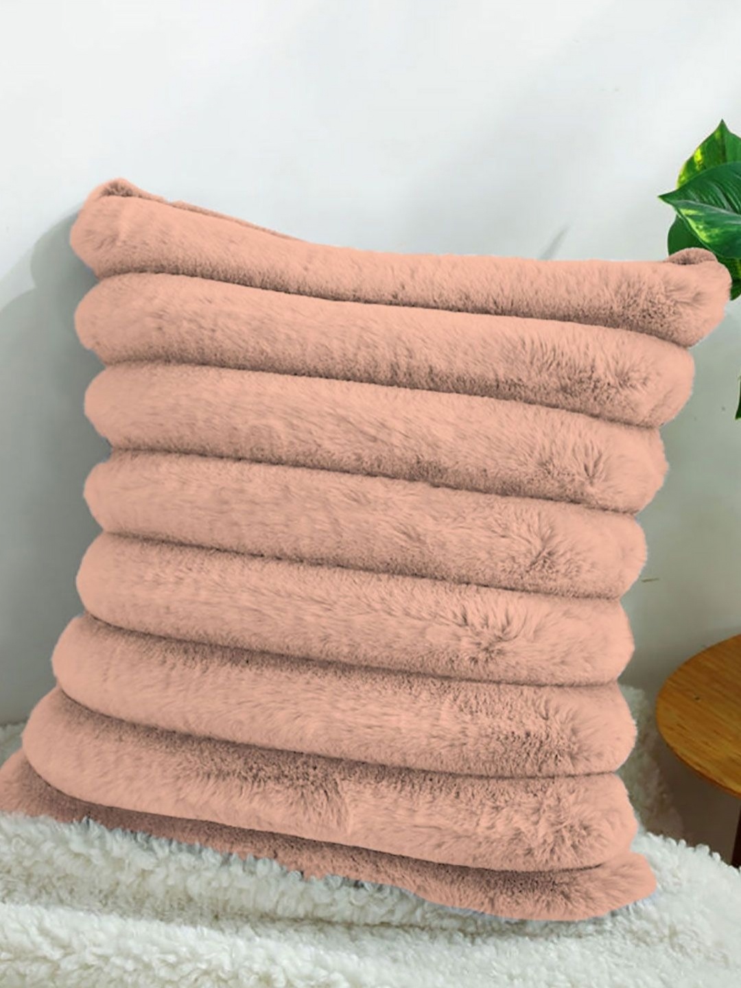 

LUXEHOME INTERNATIONAL Peach-Coloured Square Cushion Covers