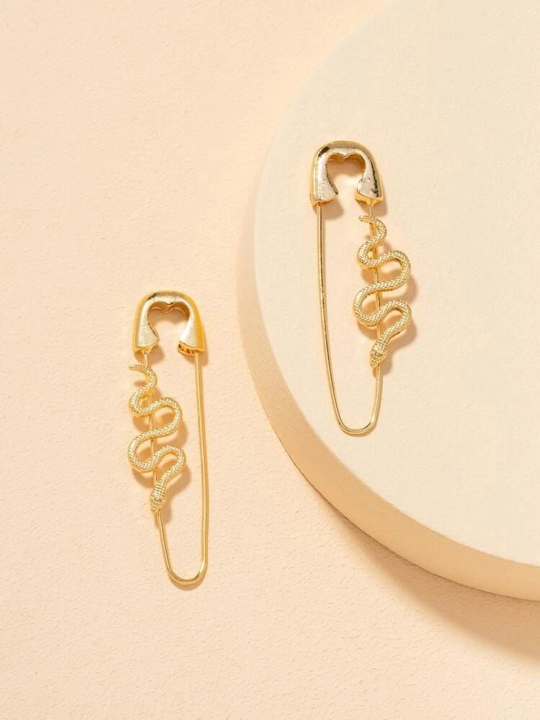 

YU FASHIONS Geometric Drop Earrings, Gold