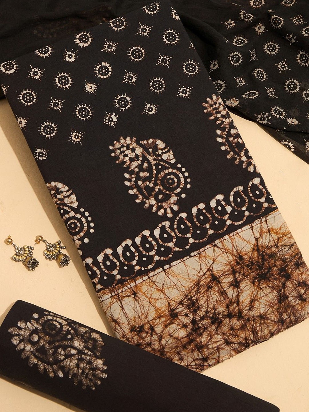 

Taneira Ethnic Motifs Dyed Pure Cotton Unstitched Dress Material, Black