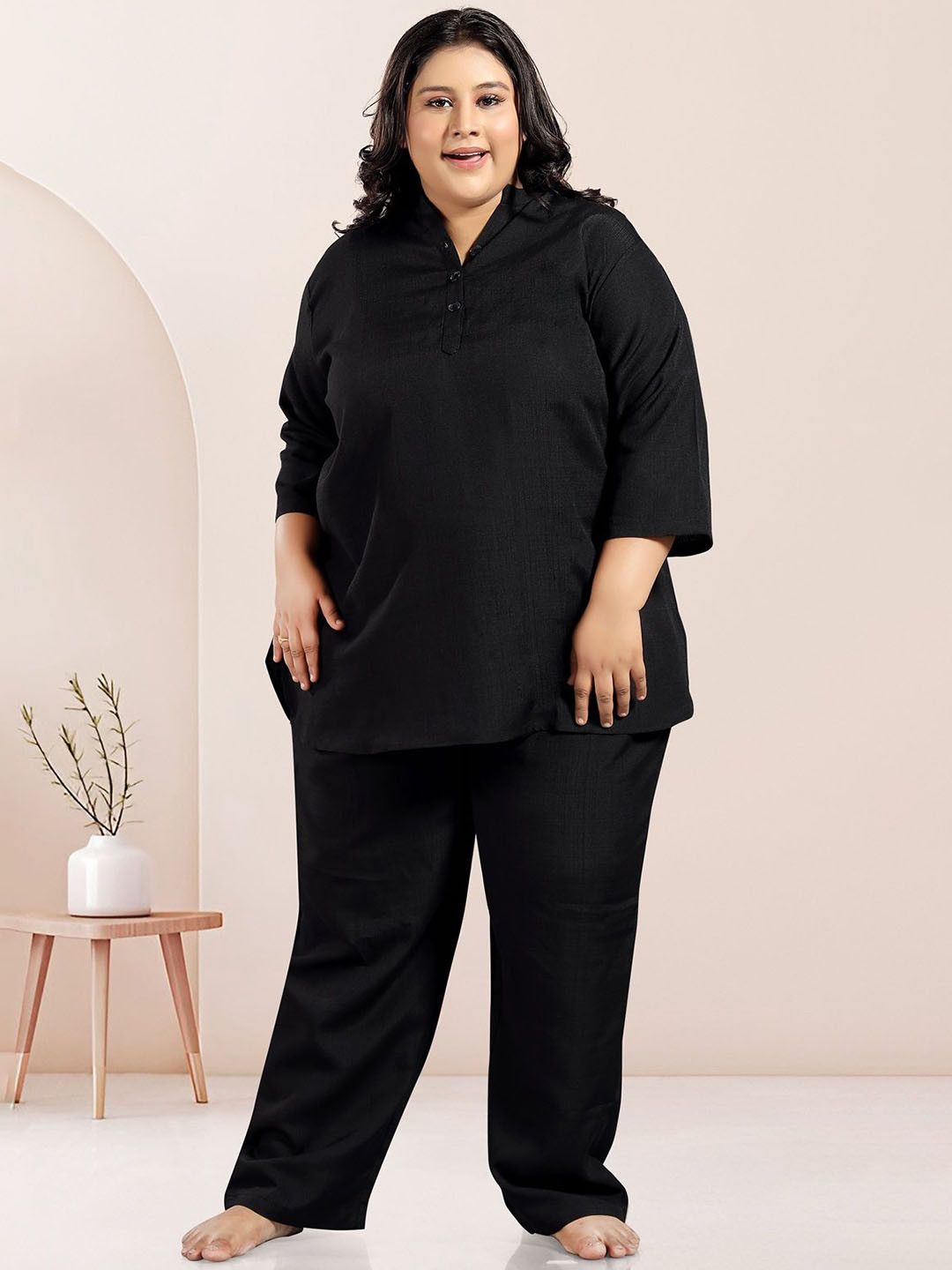 

TITTLI Linen Mandarin Collar Three-Quarter Sleeves Linen Top With Trouser, Black