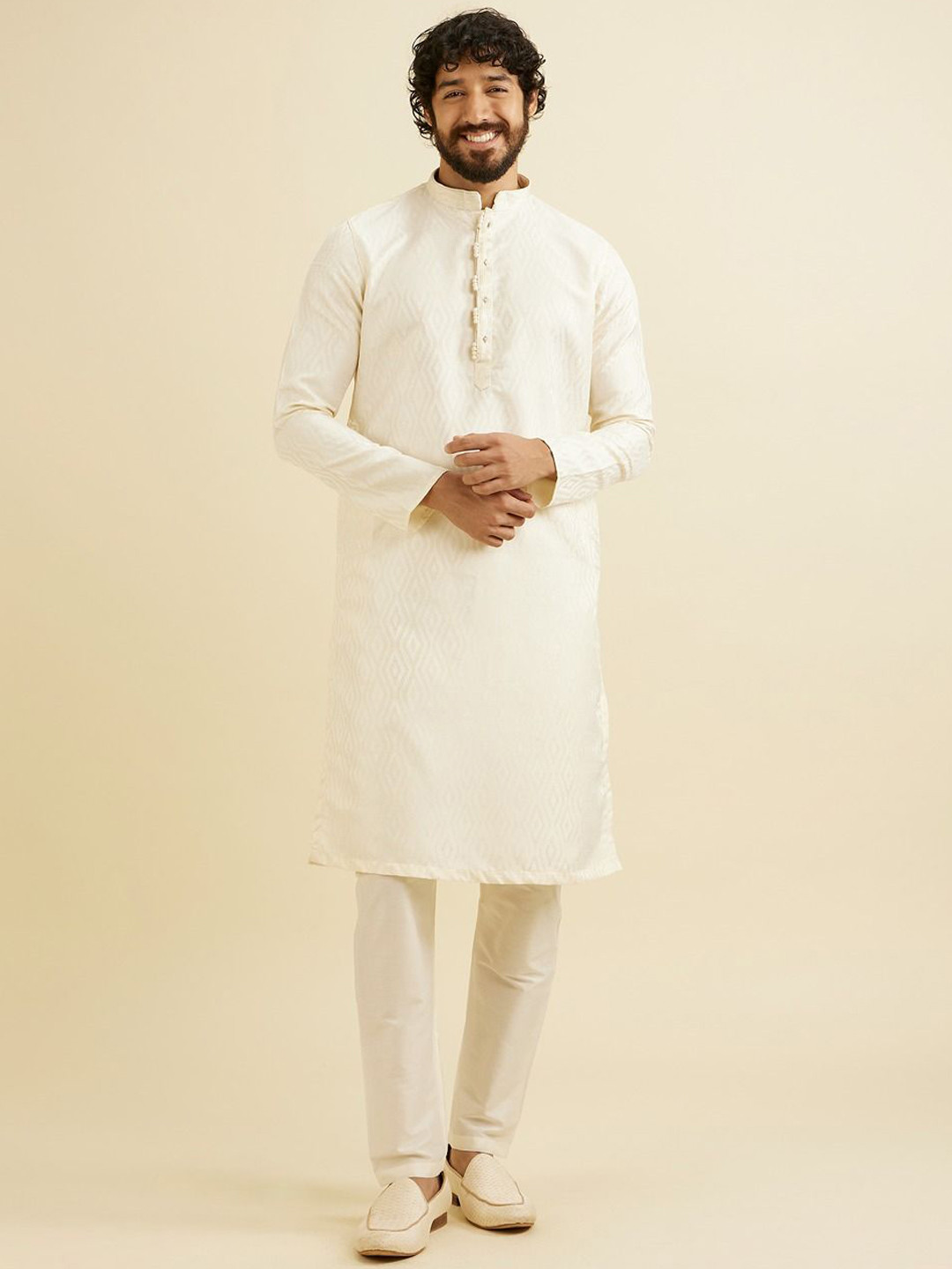 

Manyavar Printed Thread Work Kurta with Pyjama, Cream