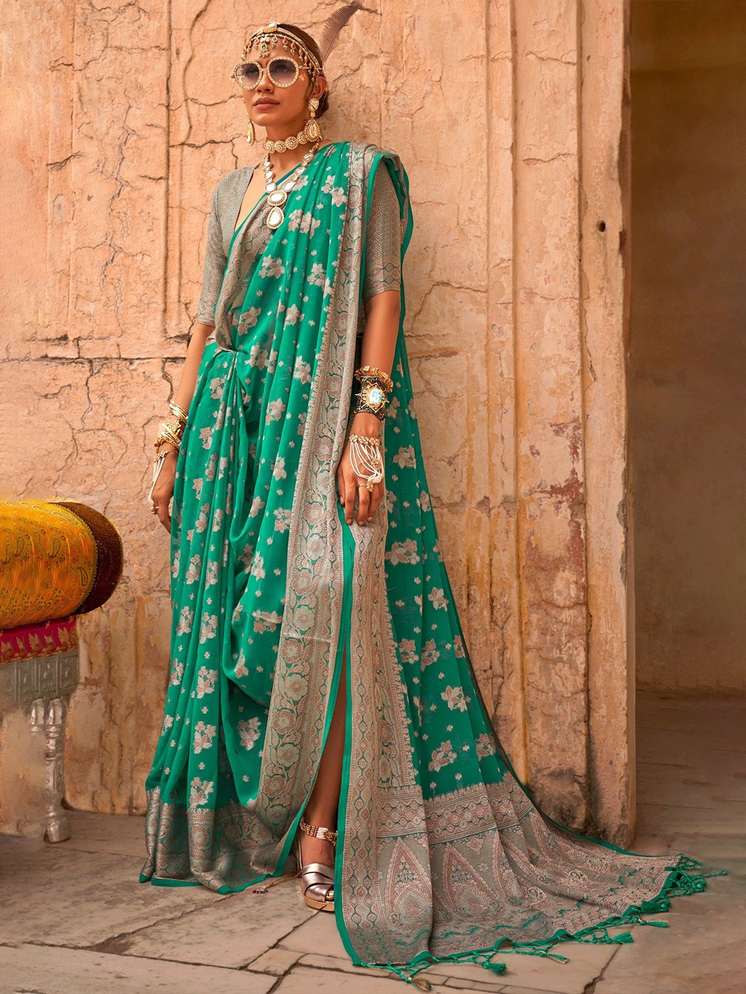 

MySilkLove Woven Design Pure Georgette Saree, Green