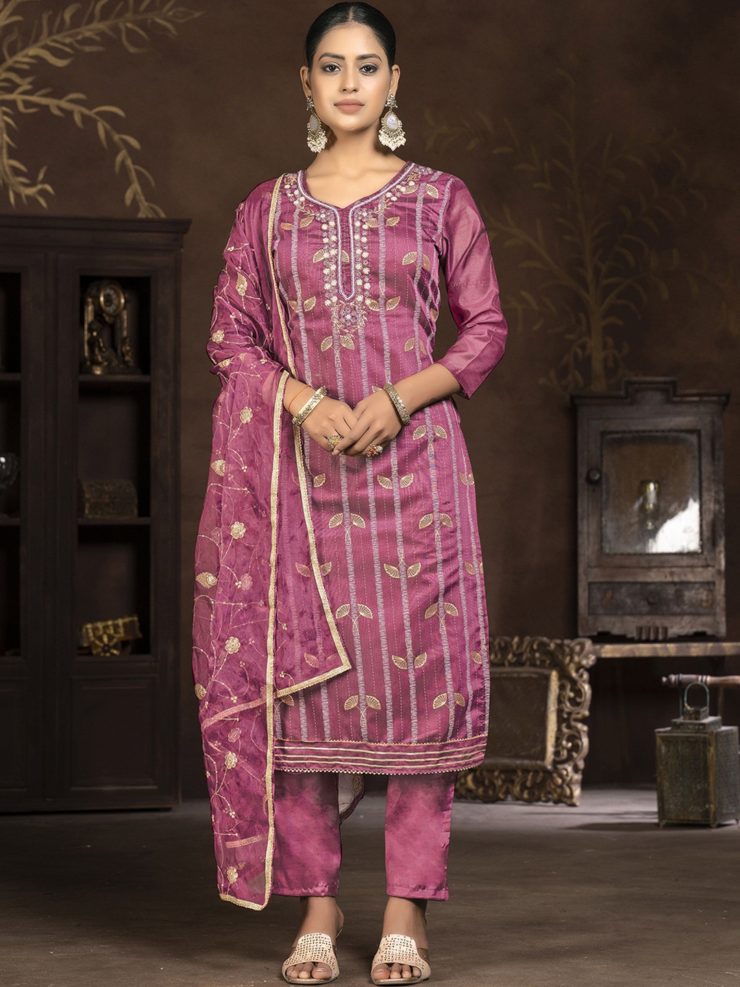 

Maroosh Floral Embroidered Unstitched Dress Material, Pink