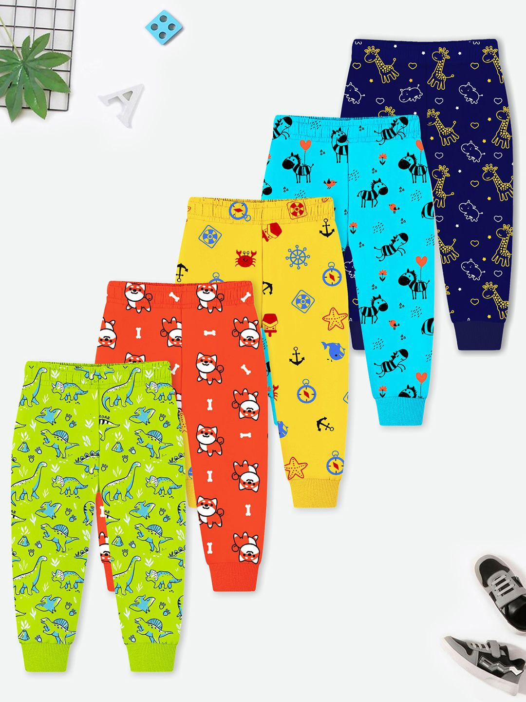 

YK X Trampoline Kids Pack Of 5 Printed Cotton Mid Rise Joggers, Green