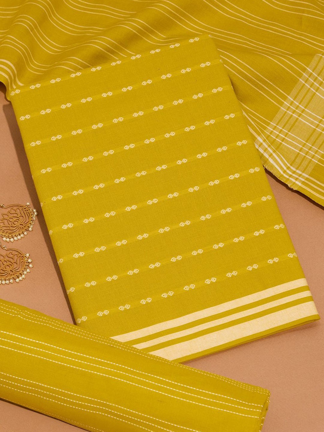

Taneira Geometric Woen Design Pure Cotton Unstitched Dress Material, Yellow