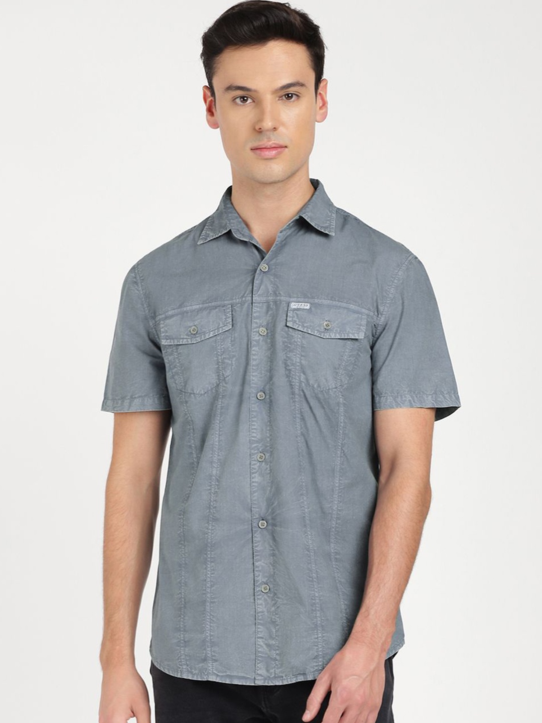 

GUESS Men Spread Collar Solid Cotton Slim Fit Casual Shirt, Grey
