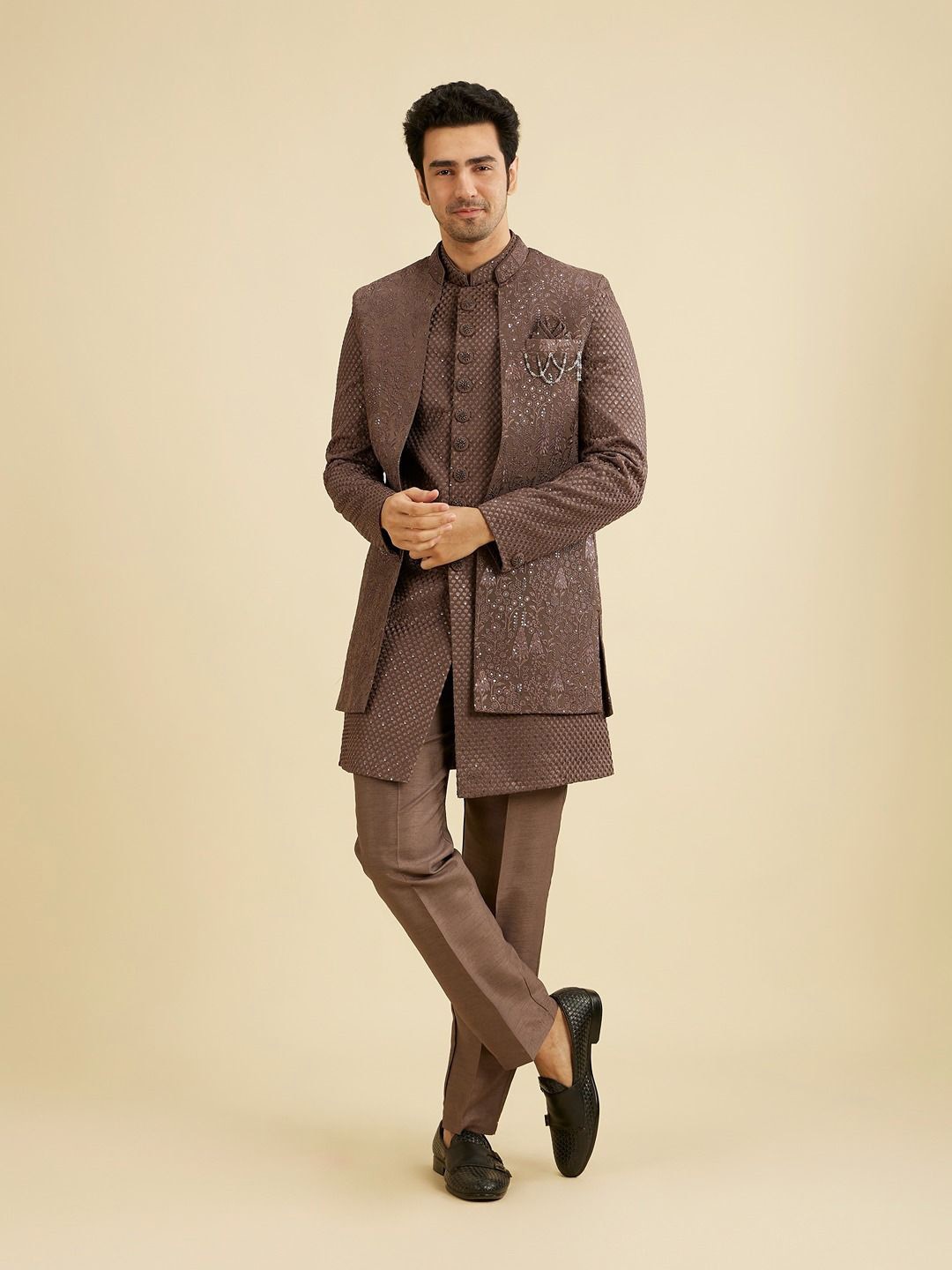 

Manyavar Men Embroidery Sherwani Set, Brown