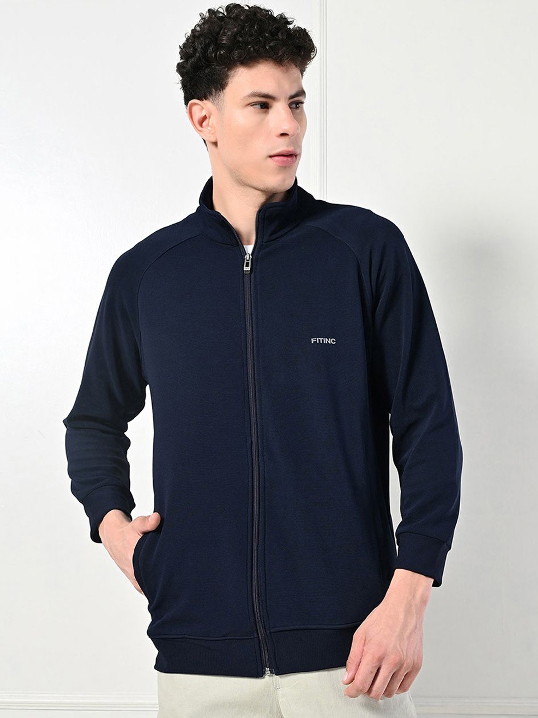 

Fitinc Men Solid Sporty Jacket, Navy blue