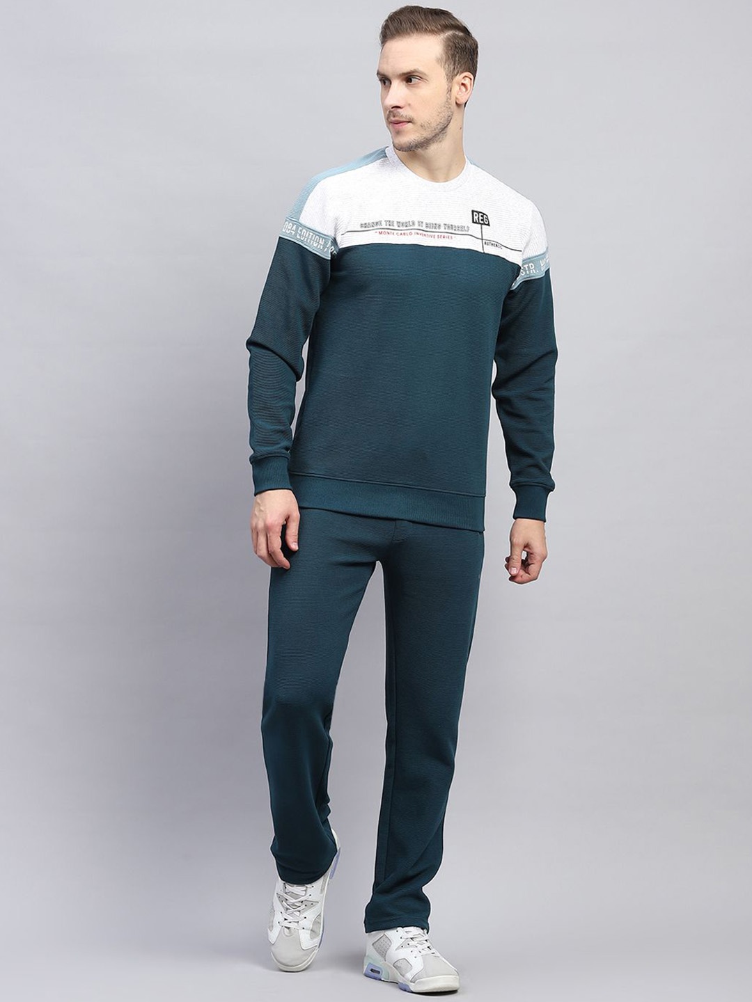 

Monte Carlo Men Colourblocked Round Neck Tracksuits, Blue