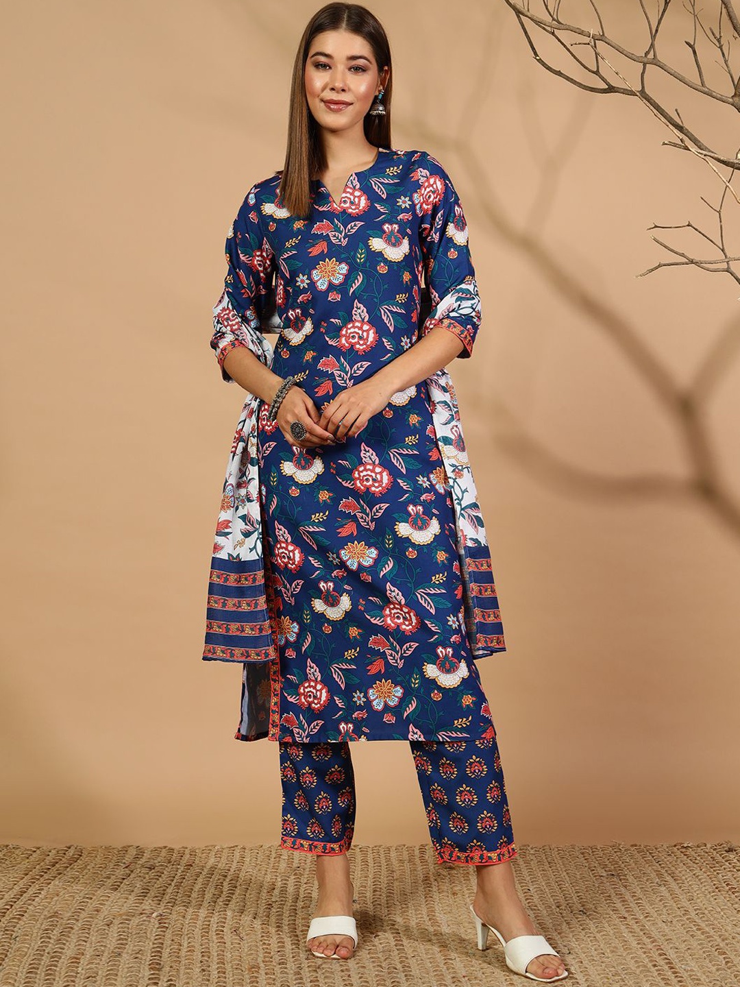 

Anouk Rustic Blue & Red Floral Printed Straight Kurta With Trousers & Dupatta