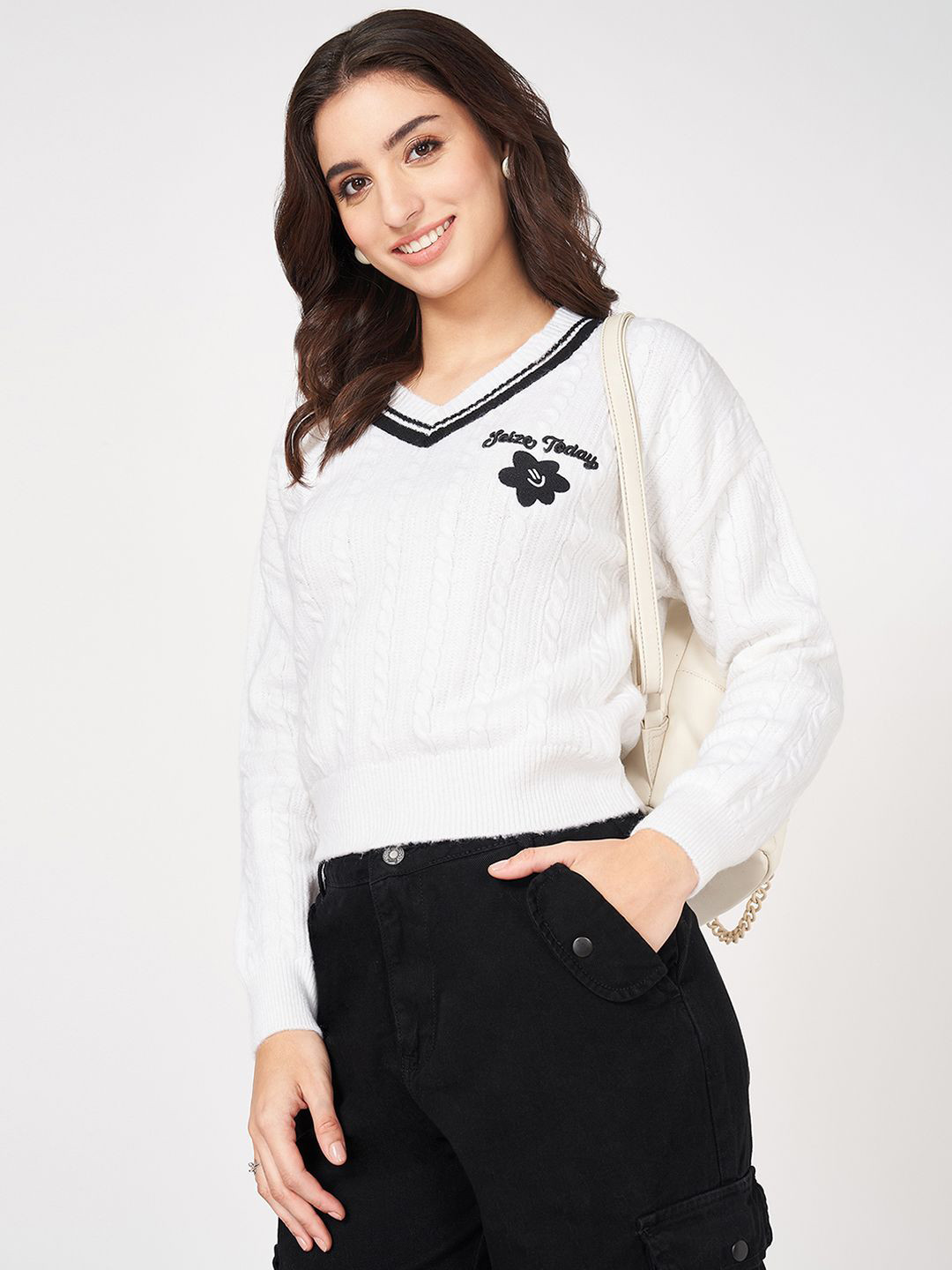 

People Women Typography Printed Pullover Sweater, Off white