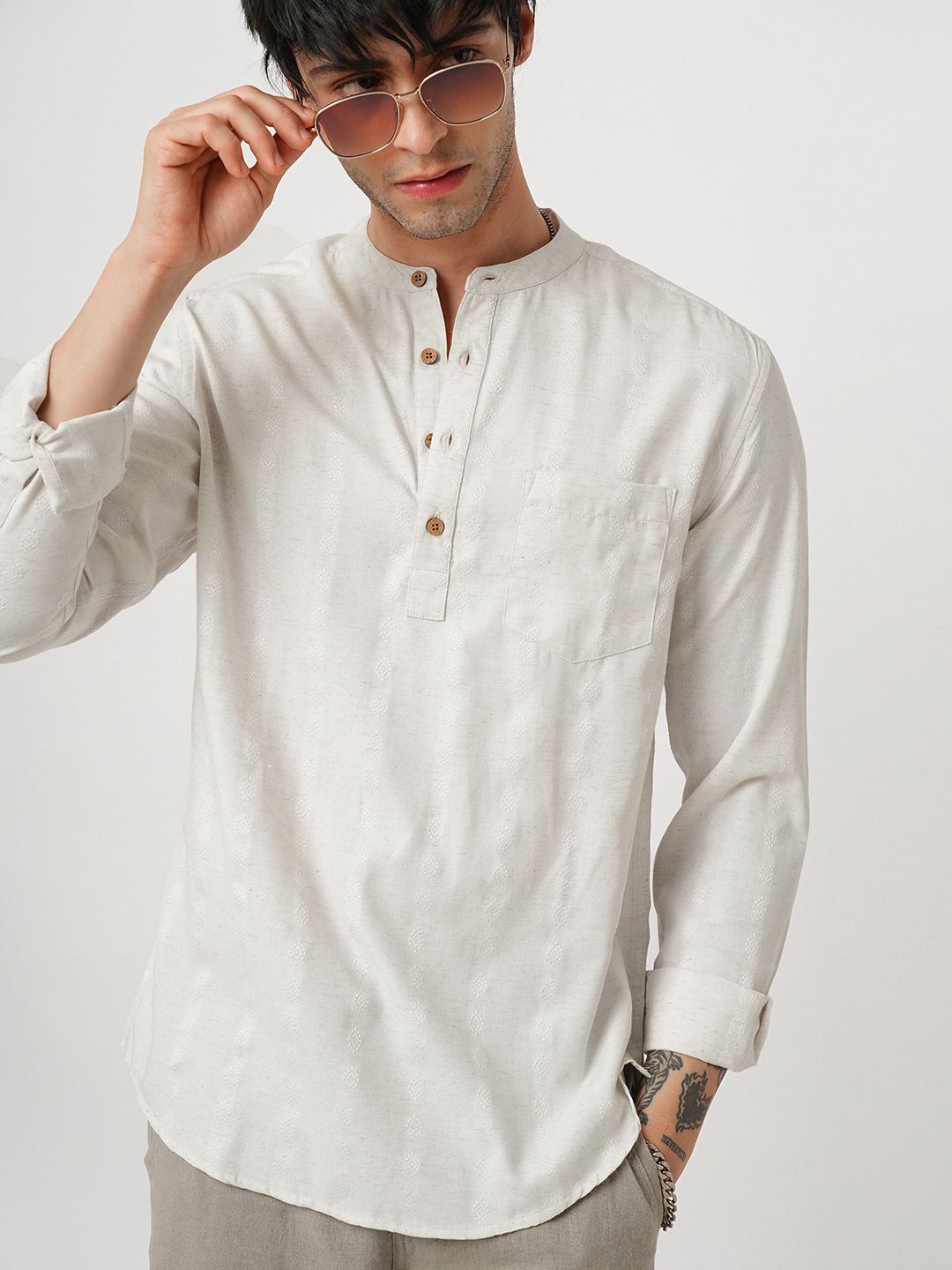 

VASTRADO Striped Mandarin Collar Cotton Dobby A-Line Short Kurta, Grey