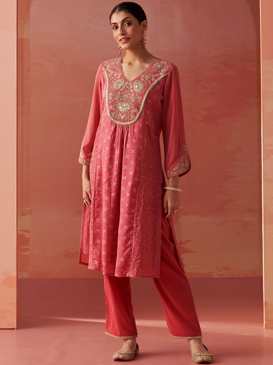 

Lakshita Floral Embroidered Zari Georgette Straight Kurta With Trouser, Peach