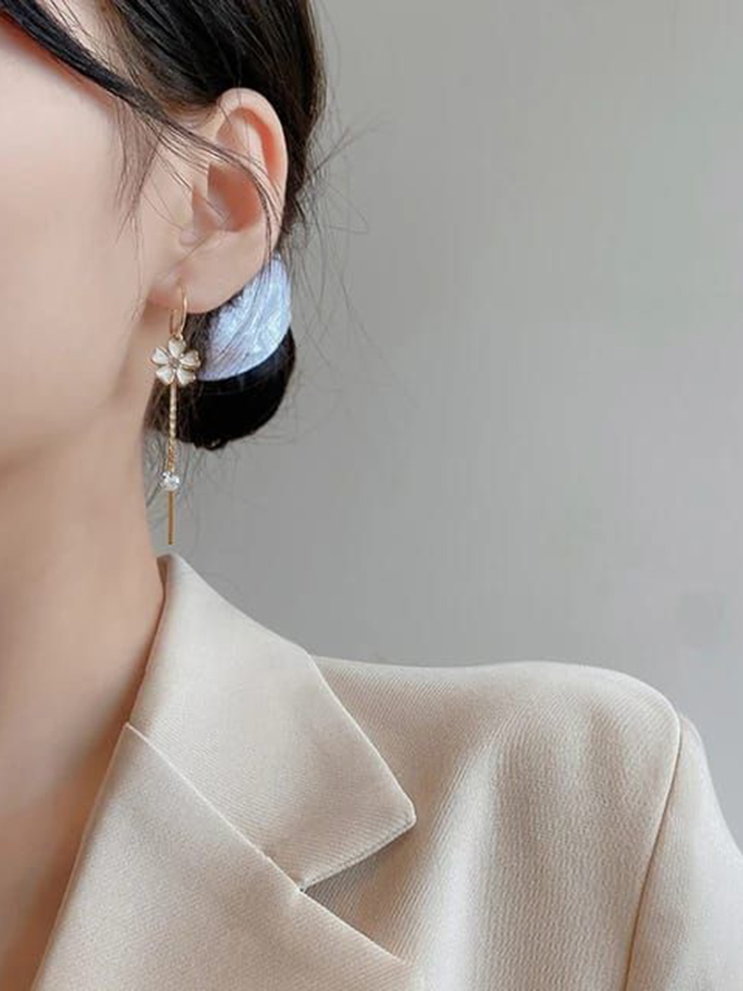 

YU FASHIONS Gold-Plated Cute Four Clover Flower Drop Earrings