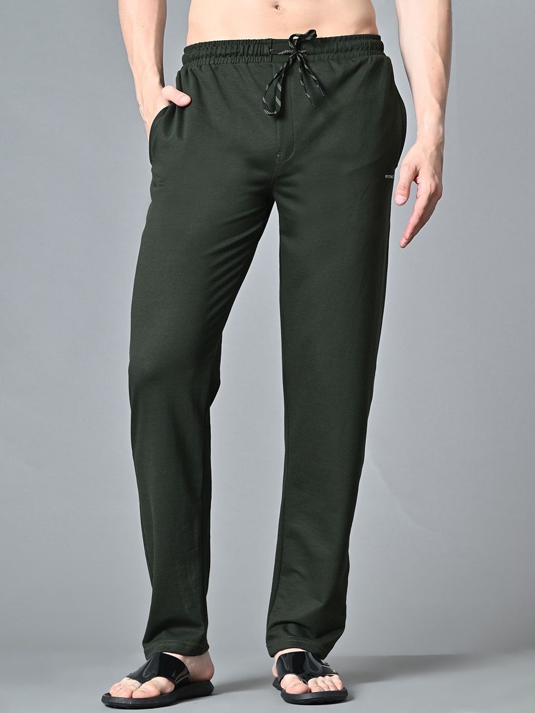 

FITINC Men Mid Rise Breathable Track Pants, Green