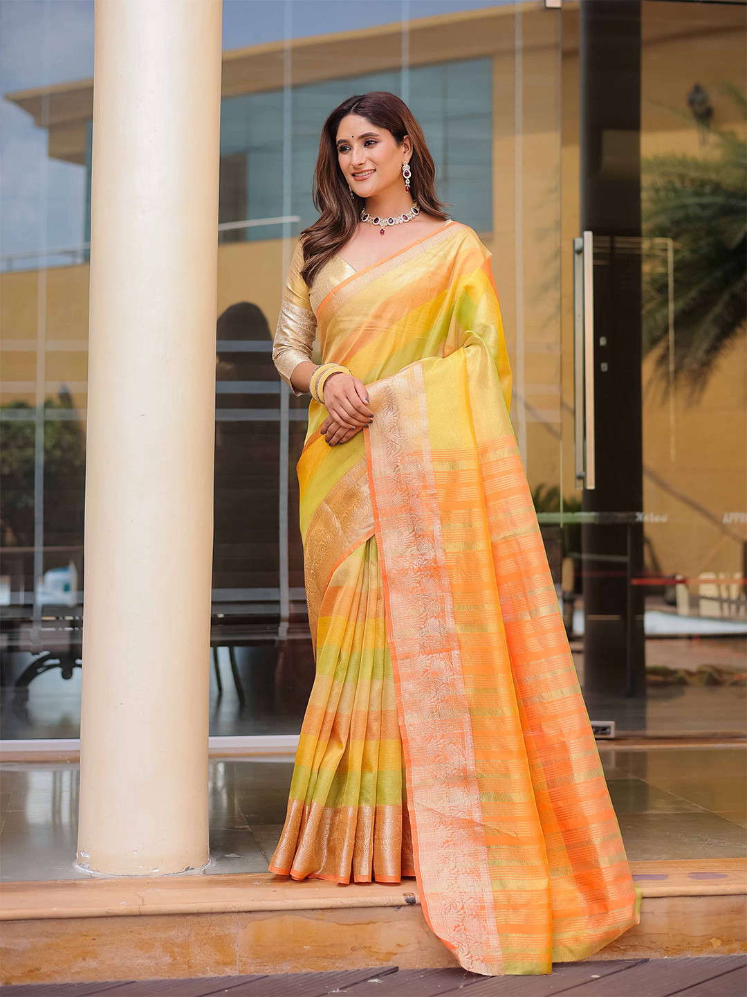 

Mitera Striped Woven Design Zari Banarasi Saree, Peach