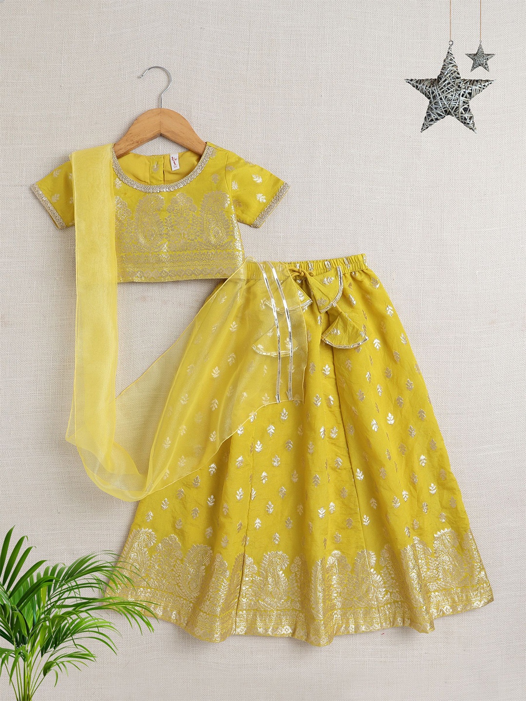 

The Magic Wand Girls Embellished Ready to Wear Lehenga & Blouse With Dupatta, Yellow