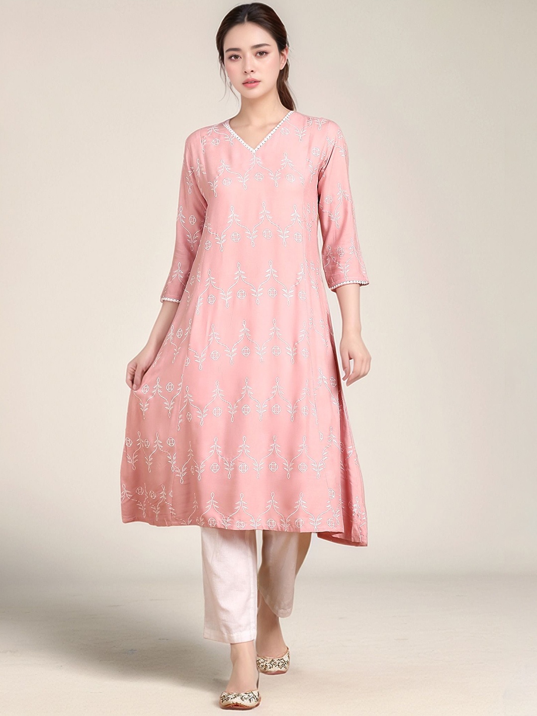 

KALINI Ethnic Motifs Embroidered Chikankari Pastels Straight Kurta, Pink