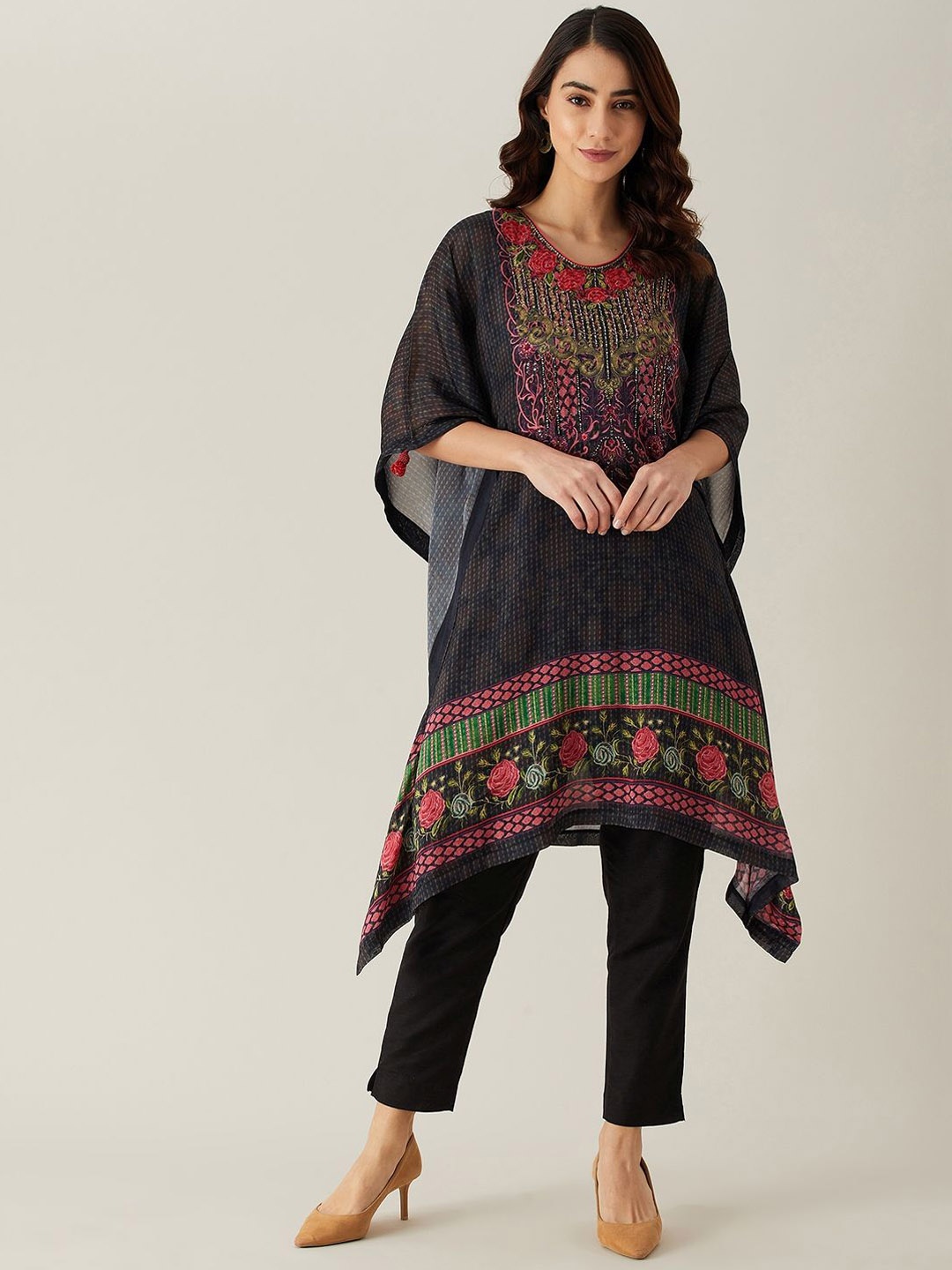 

The Kaftan Company Floral Embroidered Three-Quarter Sleeves Sequinned Kaftan Kurta, Black