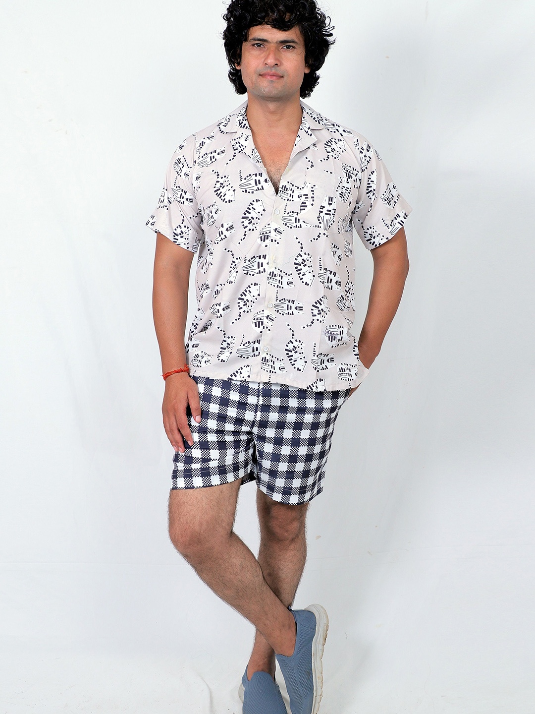 

TILISM Printed Pure Cotton Shirt With Shorts Co-Ords, Off white