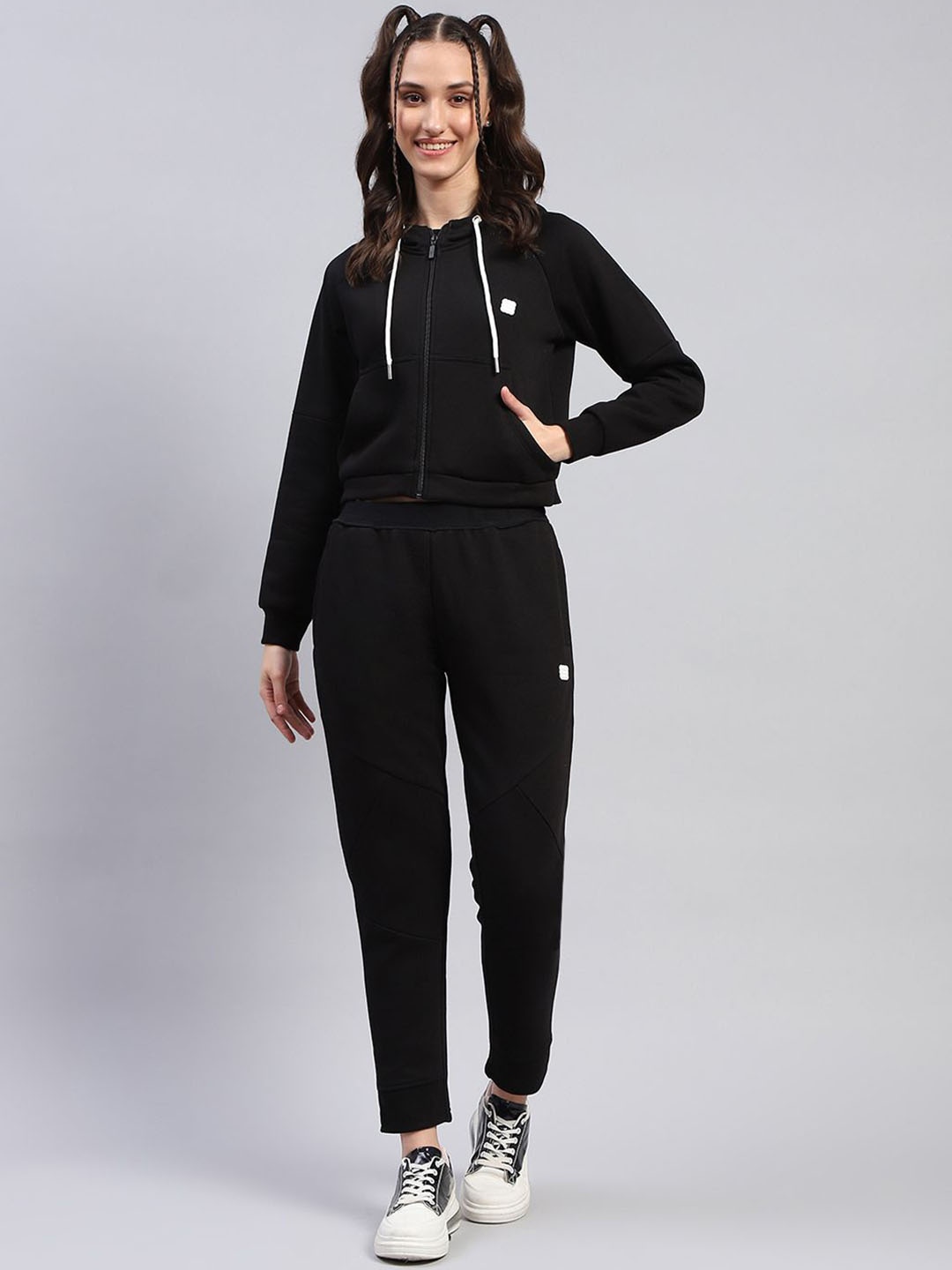 

rock.it Women Mid-Rise Hooded Neck Long Sleeves Tracksuits, Black