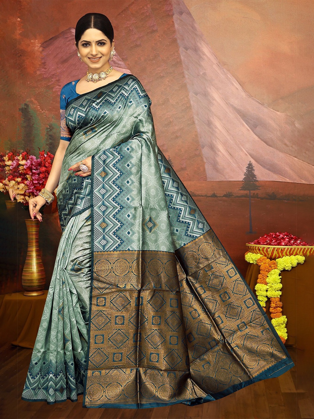 

APNISHA Woven Design Zari Pure Silk Banarasi Saree, Grey